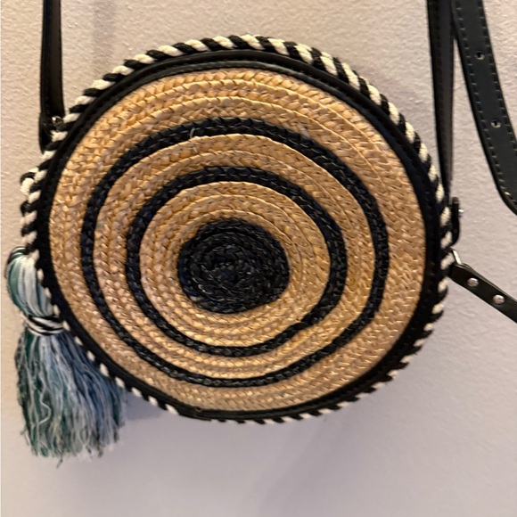 Rebecca minkoff straw bag crossbody - Picture 6 of 7